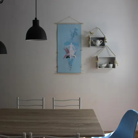 Blue Harbour No. 15 Veli Iž