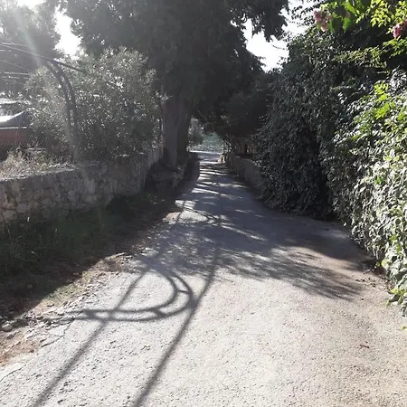 Διαμέρισμα Blue Harbour No. 15 *