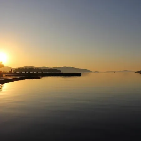 Διαμέρισμα Blue Harbour No. 15 *