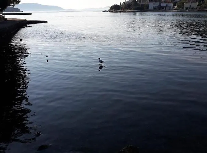 Blue Harbour No. 15 Apartment